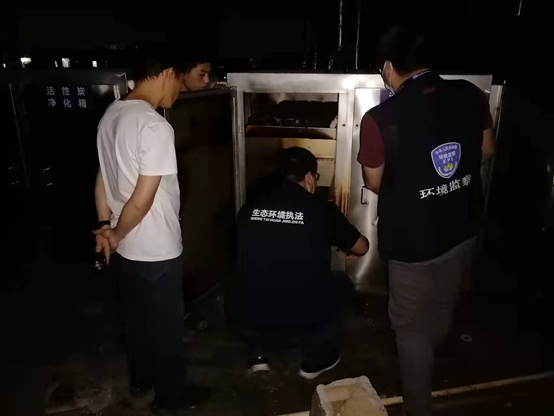 活性炭吸附箱不規范